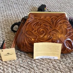 Patricia Nash kiss lock wristlet